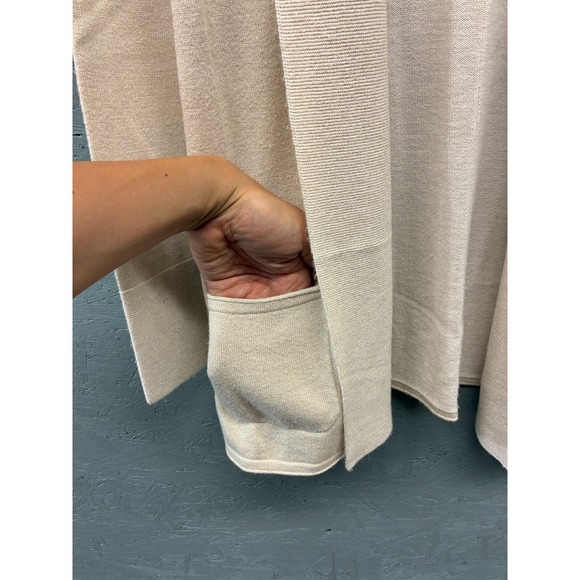 Lilly Pulitzer Cream Cardigan Sweater - Picture 3 of 9